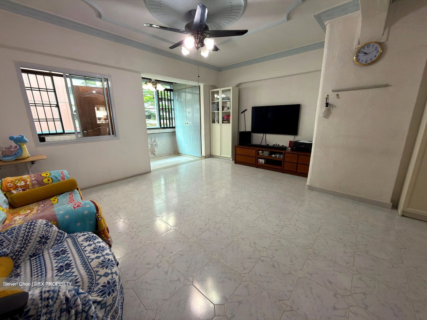 Blk 549 Jurong West Street 42 (Jurong West), HDB Executive #628443431